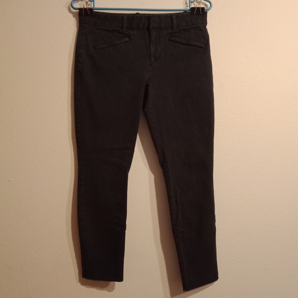 Gap black signature skinny ankle jeans clasps + button and zipper closure size 6